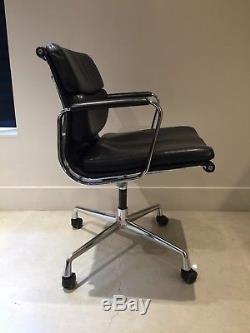 7 Genuine Vitra Eames Soft Pad EA 208 Black Leather Desk Chairs