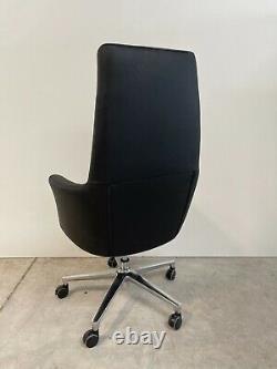 8 X Brand New Fully Upholstered Soft Black Luxury Leather Office Chair (117)