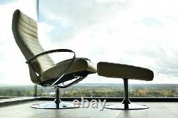 BO Concept Original Leather Designer Wing Chair / Recliner / Office / Lounge