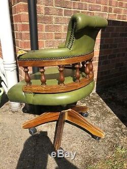 Beautiful Leather Green Chesterfield Captains office Chair by Ring Mekanikk