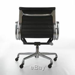 Black Herman Miller Original Eames EA335 Office Chair Castor Base