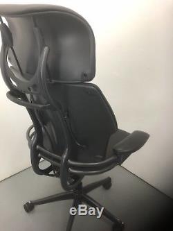 Black Leather Humanscale Freedom Ergonomic Office Chair Headrest. 2 Years War