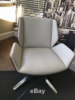 Boss Design Kruze Cream Leather /walnut Lounge/ Office/ Reception Tub Chair