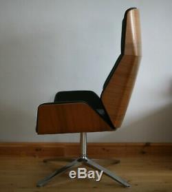 Boss Kruze High Back Leather Lounge Armchair / Chair