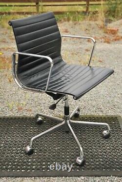 Charles Eames Vitra Black Leather Task Chair Ea117 Office Home Collect Le8