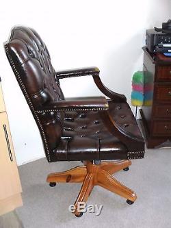 Chesterfield/Gainsborough Leather Computer Chair