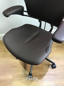 Chocolate Leather Humanscale Freedom Ergonomic Office Chair Headrest. 2 Years War
