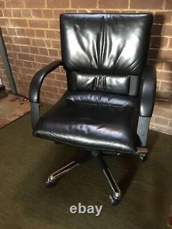 Classic Vitra Figura Black Leather Executive Office Chair by Mario Bellini