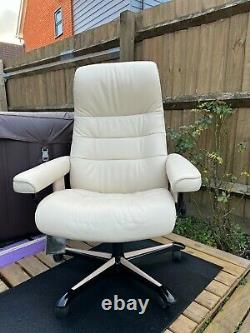 Ekornes Stressless Opal M Swivel / Recliner Cream Real Leather Office Chair