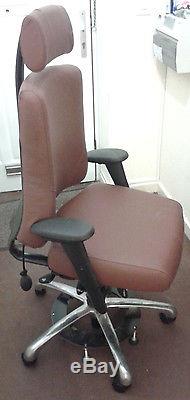 Ergonomic genuine leather office desk chair (Tempur foam) with locking base