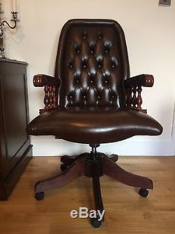 Executive Directors Chesterfield Ascot Leather Swivel & Tilt Office Chair