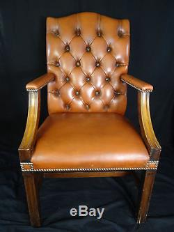 Fine Handmade Regency Leather Chesterfield Gainsborough Style Office Armchair