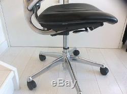 Humanscale Freedom Black Leather/Chrome Office Chair With Headrest