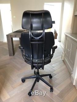 Humanscale Freedom Chair With Headrest, Leather, Ergonomic Office Chair