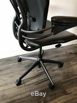 Humanscale Freedom Leather Headrest Office Chairs