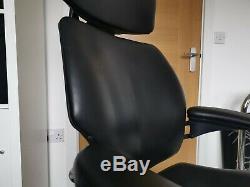 Humanscale Freedom with headrest full leather Office Chair