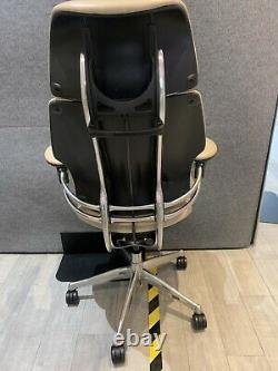 Humanscale freedom office chair