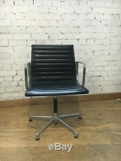 ICF black leather ribbed office chair (Charles Eames design)
