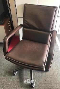 Keilhauer Elite Leather Executive Boardroom Swivel Office Chair (12 Available)