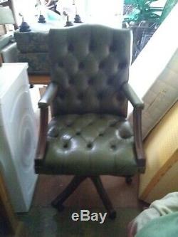Leather chesterfield Gainsborough swivel office chair