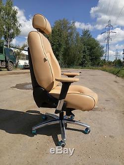 Maserati Quattroporte office chair, leather