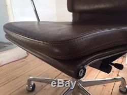 ORIGINAL Vitra Charles & Ray Eames 219 EA219 Soft Pad Brown Leather Chair
