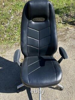 Office Chair / Gaming Chair Black Leather 6 x available