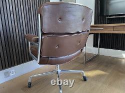 Original 1975 Herman Miller Eames chestnut brown leather Time Life chair