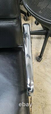Original Charles Eames BY ICF EA208 office chair BLACK LEATHER