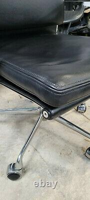 Original Charles Eames BY ICF EA208 office chair BLACK LEATHER