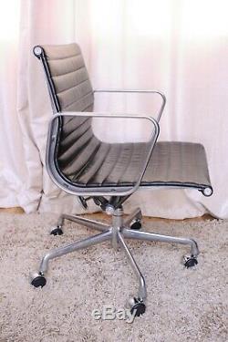Original Leather Charles &Ray Eames for Herman Miller EA335 Black Chair labelled