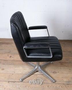 Osvaldo Borsani P25 office chair for Tecno Vintage 1960s