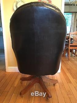 Stunning Vintage Chesterfield Aged Green Leather Directors Captains Chair