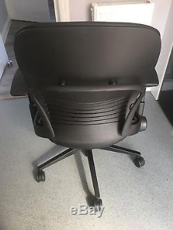 Steelcase Leap V1 Operators Chair(LEATHER)