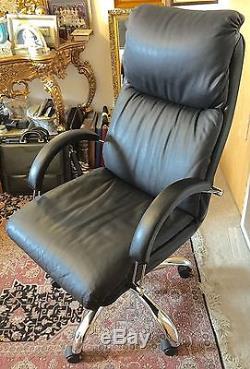 Superb Quality Luxury Executive High back Leather Office Swivel Chair