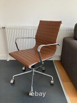 Tan Faux Leather office chair (Mid-Century)