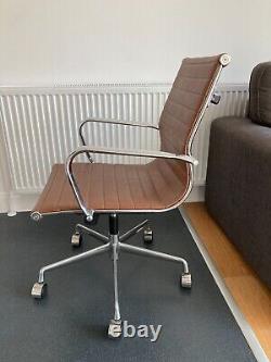 Tan Faux Leather office chair (Mid-Century)