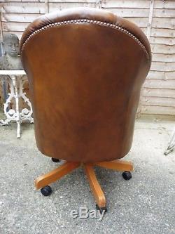Tan Leather Chesterfield Buttoned Swivel & Tilt Action Office Desk Chair
