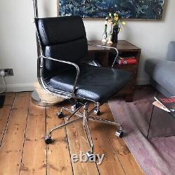 Vintage Charles Eames Style Black Leather Office Chair