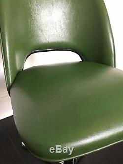 Vintage Green Swivel Office Desk Chair