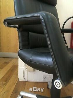 Vitra Imago Executive Swivel Chair Designed By Mario Bellini in Black leather