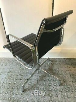 Vitra Swivel Chair EA 107 by Charles & Ray Eames Cost nearly £3000 New